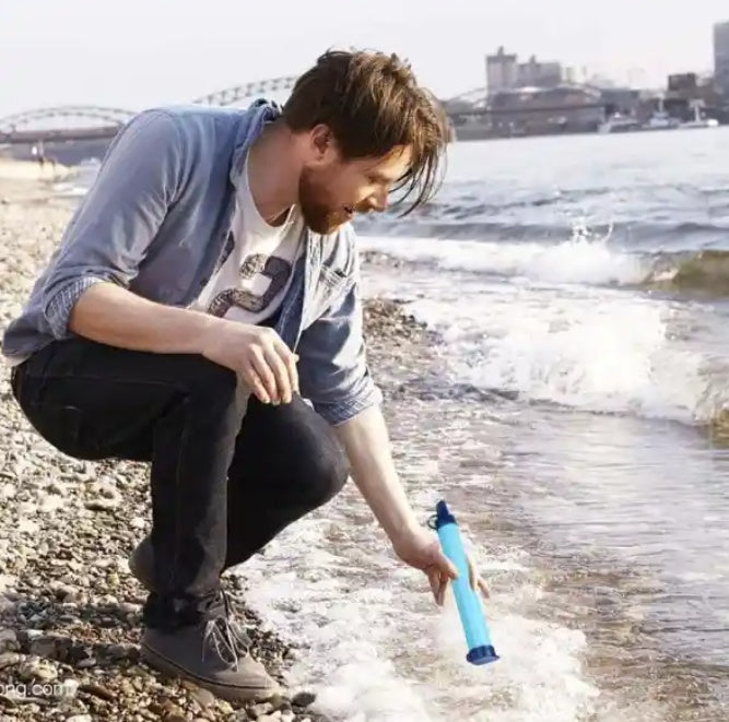 Stay Hydrated Anywhere with the Outdoor Water Purifier Straw