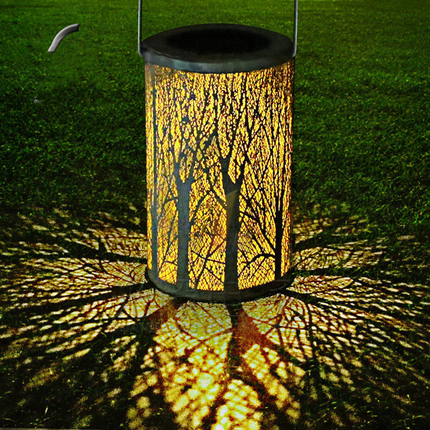Outdoor solar garden lamp